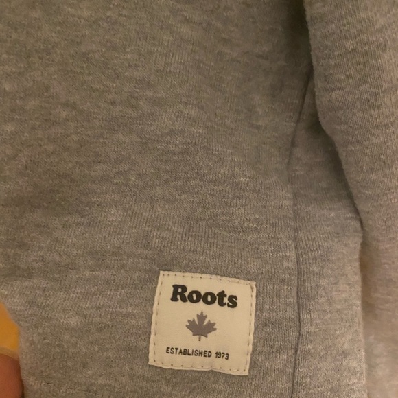 Roots cropped hoodie - Picture 2 of 2